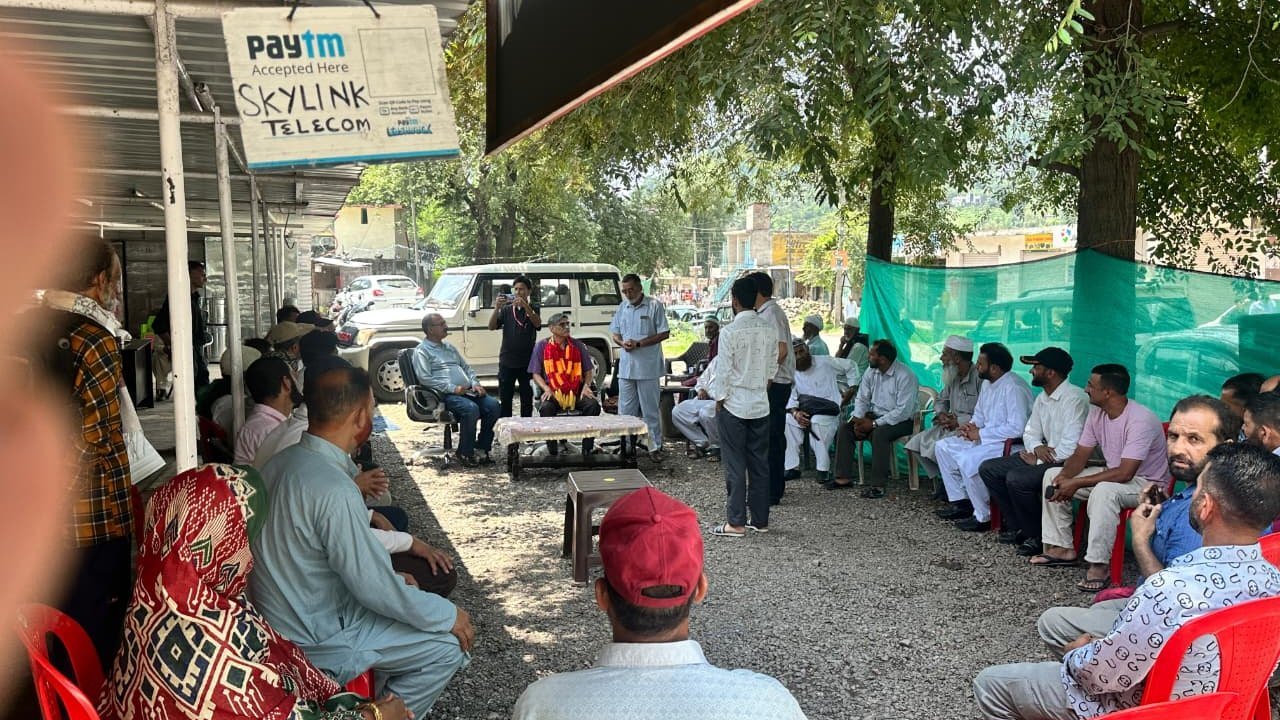 मंजाकोट में जिला सैनिक कल्याण बोर्ड प्रमुख कर्नल पवन पुरी की पहली यात्रा